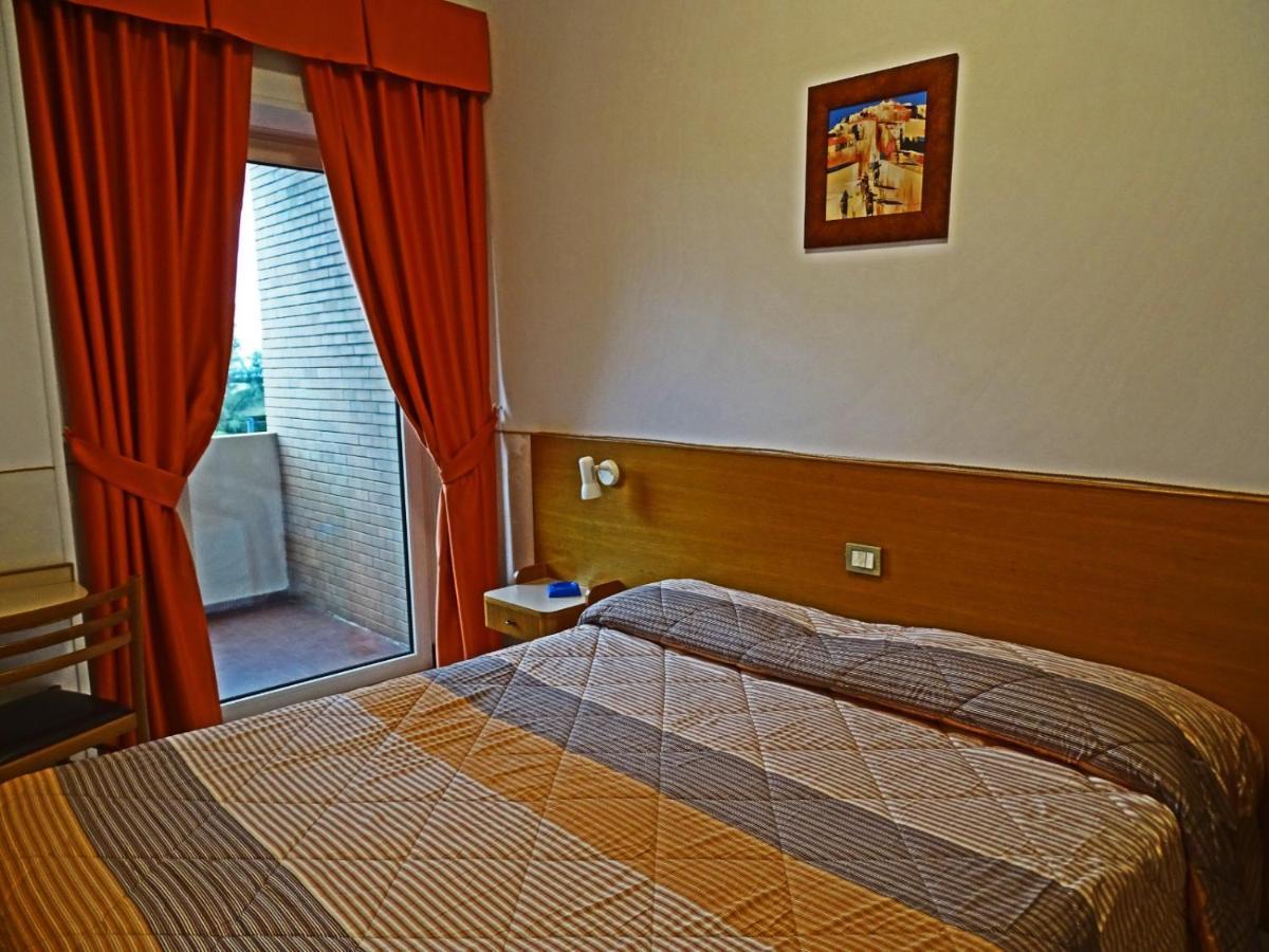 Hotel Bellariva Pescara Exterior foto